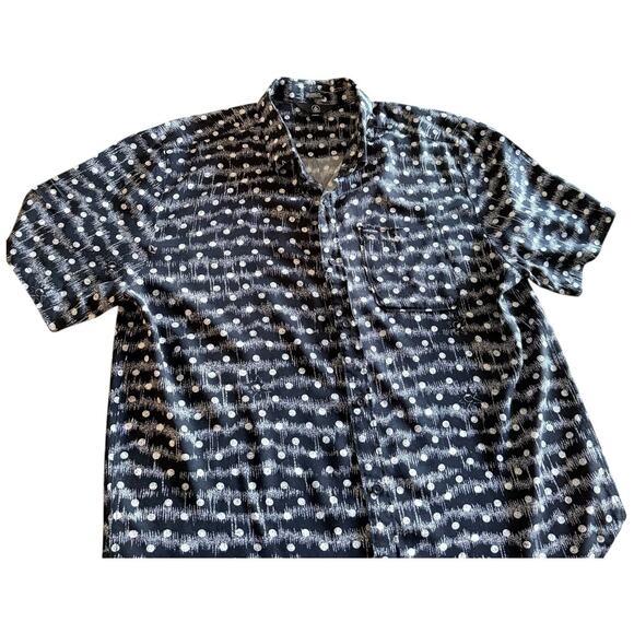 Volcom Men’s Classic Fit Black Short Sleeve Button-Up Shirt Surf Skate Print XL - Picture 4 of 8